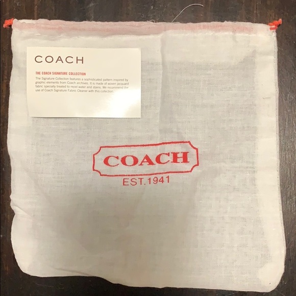 Coach Wristlet - Picture 4 of 6